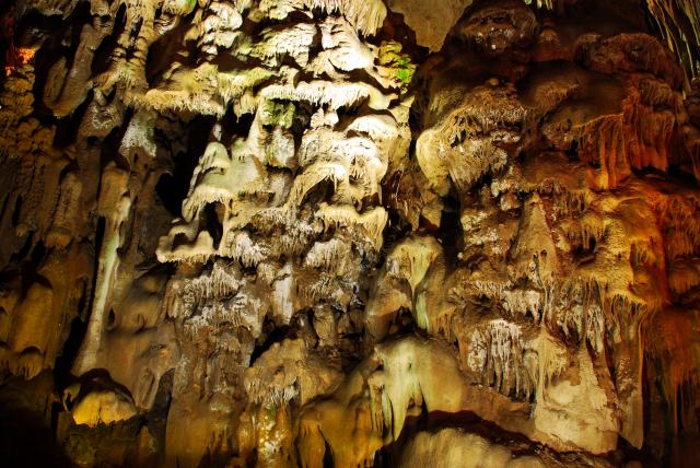 Resavska pećina - jedan od najlepših darova prirode u Srbiji